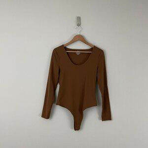 Nuuds Brown Long Sleeve Scoop Neck Bodysuit Size Medium